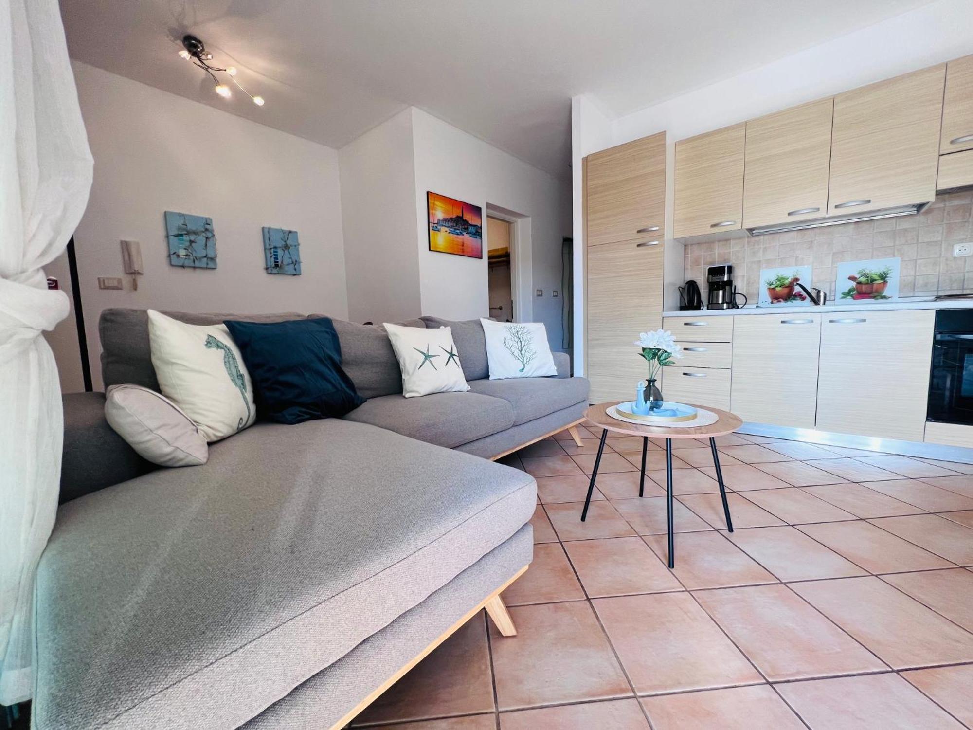 Apartment Aleks Tar-Vabriga Ngoại thất bức ảnh